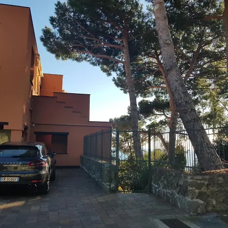 Charming Flat Varazze